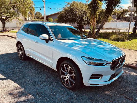 VOLVO XC60 2.0 T8 HYBRID INSCRIPTION AWD GEARTRONIC VOLVO XC60 2.0 T8 HYBRID INSCRIPTION AWD GEARTRONIC